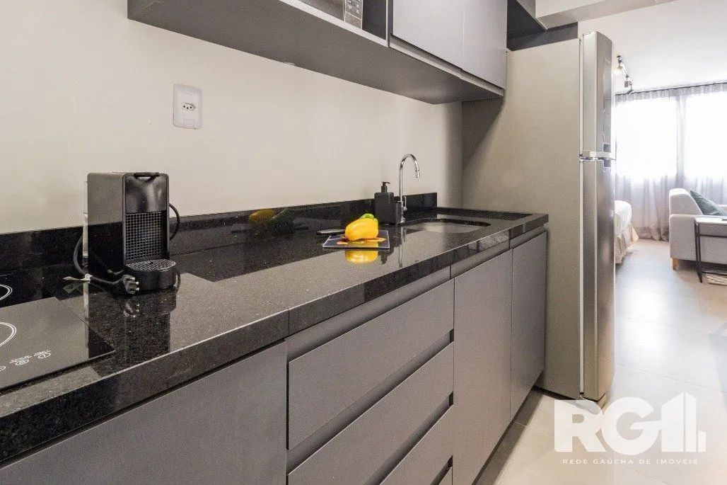 Imagem Apartamento no Duque Center, localizado na Rua Duque de Caxias, Centro Histórico de Porto Alegre, uma das ruas mais charmosas e antigas de Porto Alegre,