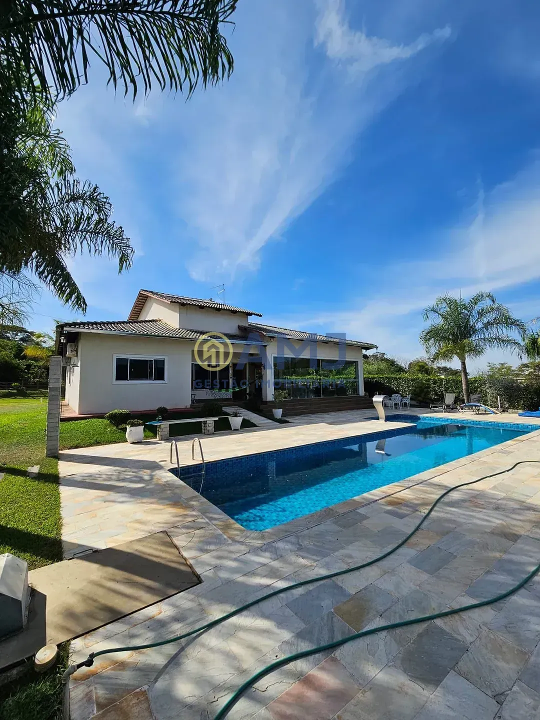 Foto do imóvel CASA DE ALTO PADRÃO À VENDA - CONDOMÍNIO TERRA DO BOI II | HIDROLÂNDIA/GO em Endereço não informado