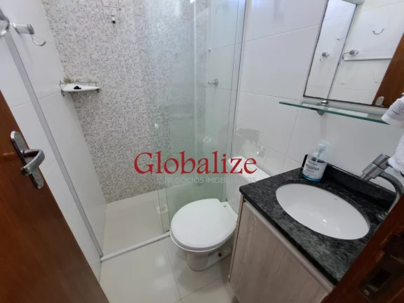 Imagem Casa triplex com 160m², 3 quartos, 1 suíte, churrasqueira e piscina por R$1.700.000,00 no Estuário em Santos
