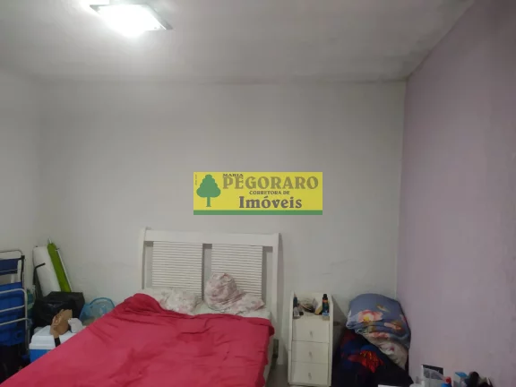 Imagem Casa à venda em Caraguatatuba-SP, bairro Rio do Ouro: 2 quartos, 2 salas, 2 banheiros, 2 vagas de garagem, 127m² - com piscina e churrasqueira!