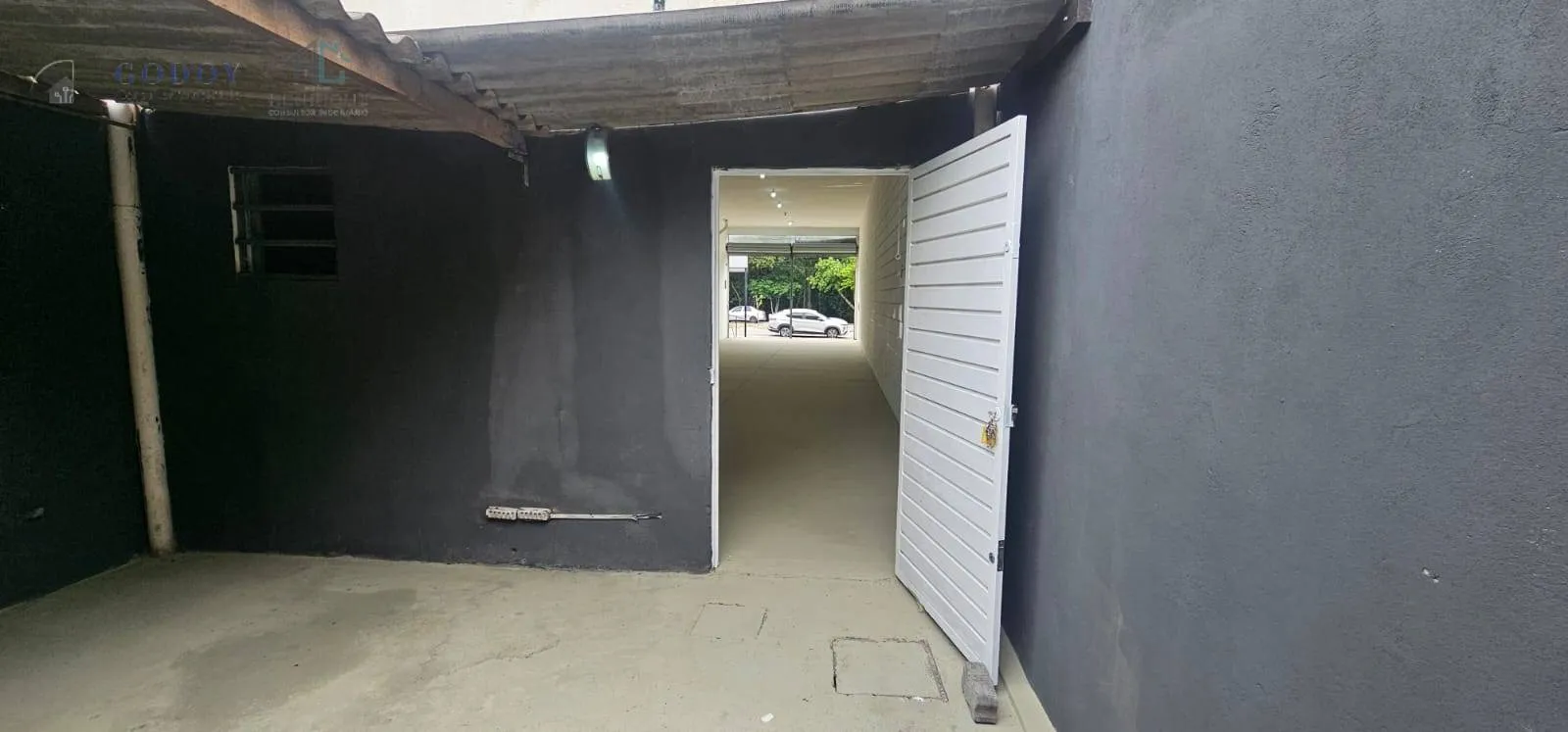Imagem Excelente oportunidade de investimento em avenida movimentada!