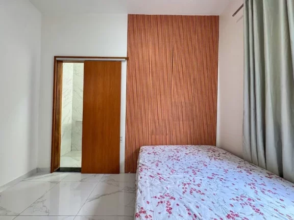 Imagem Casa em Alto Padrão, no condomínio Reserva do Parque , com 3 suítes, semi-mobiliada, climatizada e piscina , aceita financiamento bancário