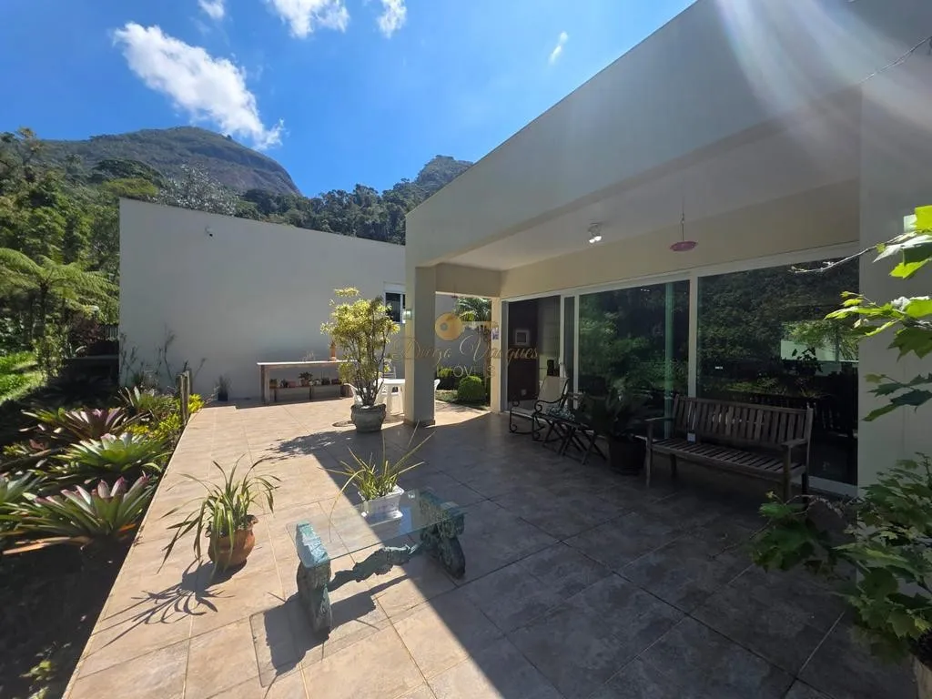 Imagem Casa para Venda em Teresópolis / RJ no bairro Parque do Ingá