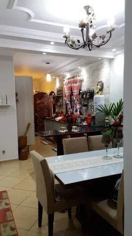 Imagem Casa à venda 2 Quartos, 2 Vagas, 232M², Abaete, Taubaté - SP