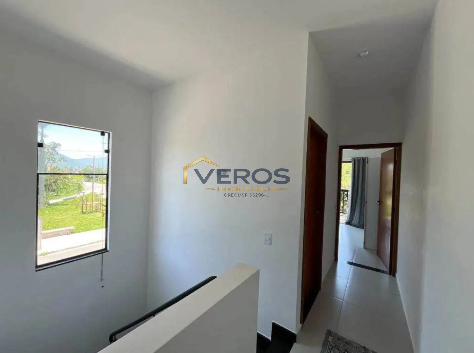 Imagem Linda casa com piscina a venda em Caraguatatuba por R$ 650 mil