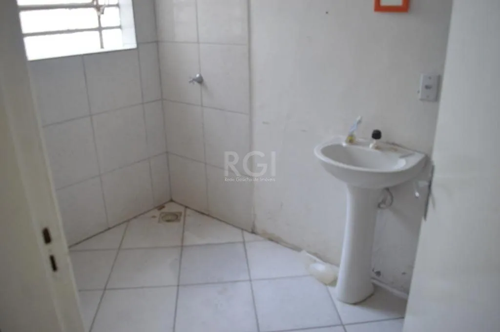 Imagem Sobrado para Locação/Aluguel - 300m², 20 dormitórios, Floresta