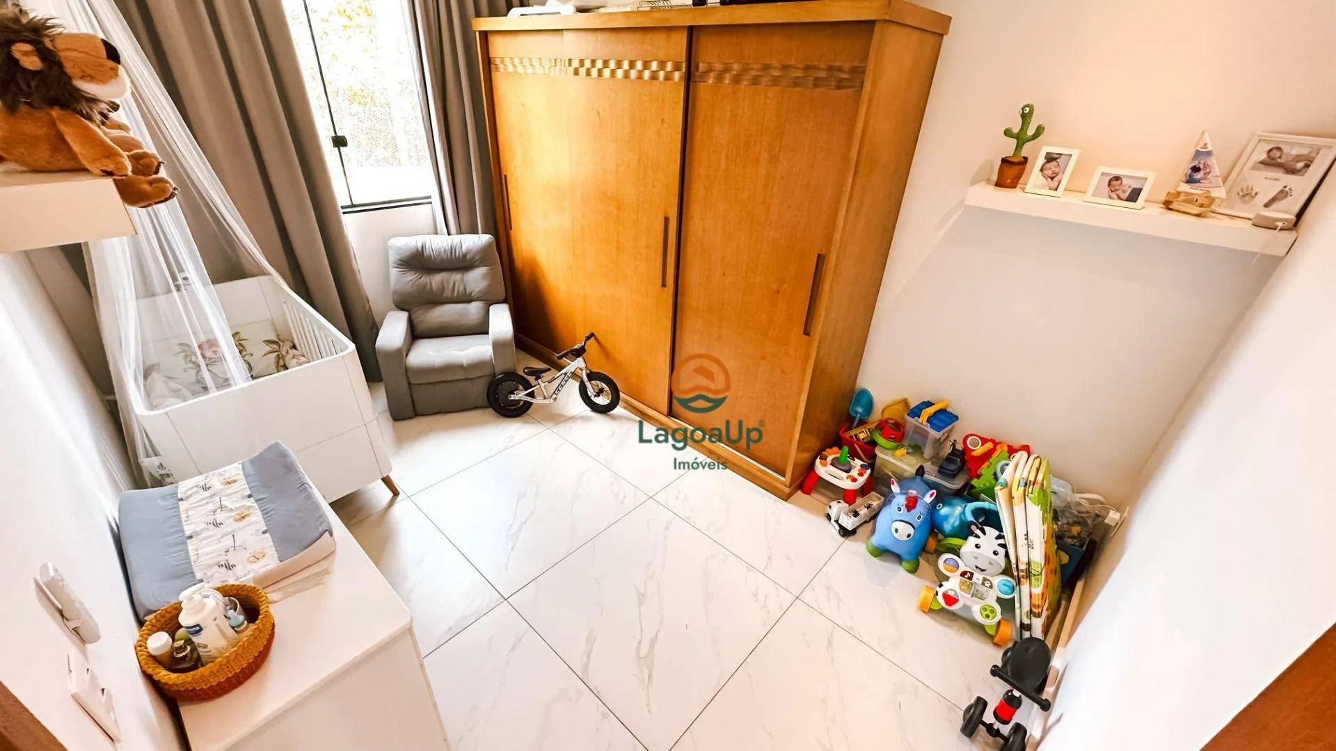 Imagem Casa com 2 dormitórios à venda, 145 m² por R$ 750.000,00 - Condomínio Vale Do Luar - Jaboticatubas/MG