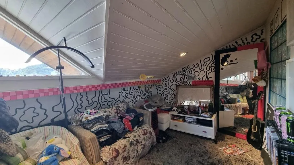 Imagem Casa em Condomínio para Venda em Teresópolis / RJ no bairro Várzea
