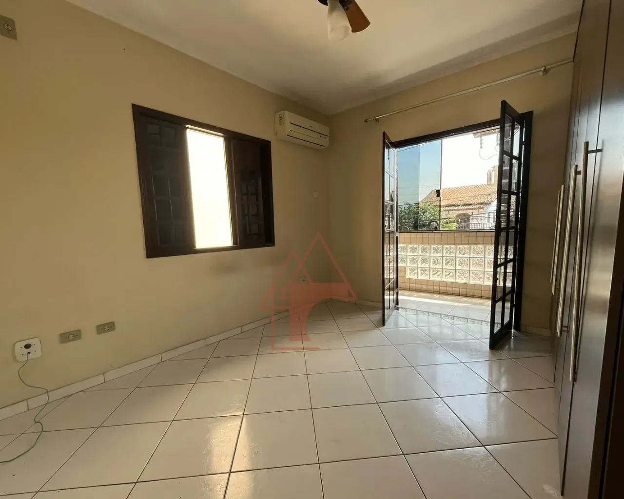 Imagem Casa com 3 Quartos à Venda, 85 m² em Jardim Casqueiro - Cubatão