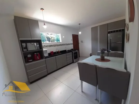 Imagem Vendo Casa em Amparo (Barroso), com Excelente Quintal