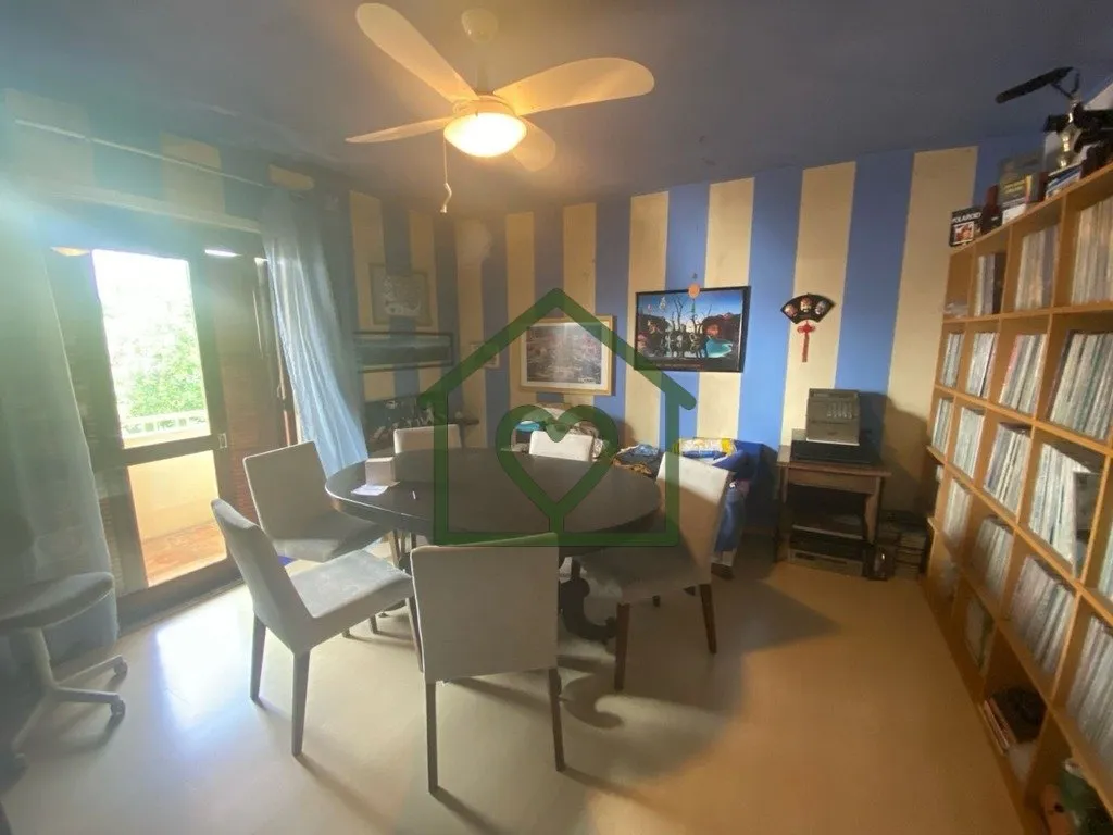 Imagem Ótima casa no Jardim do Salso, com 2 pavimentos, sendo o pavimento superior com 3 amplos dormitóri...