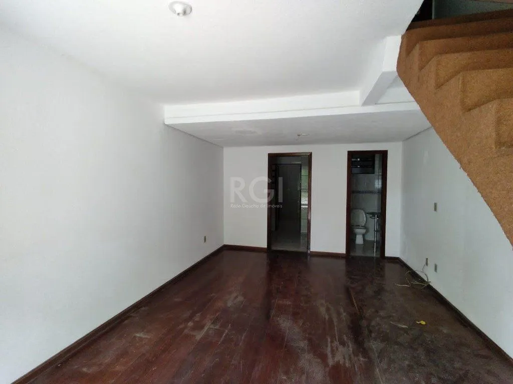 Imagem Casa para Venda - 98m², 2 dormitórios, 2 vagas - Alto Petrópolis