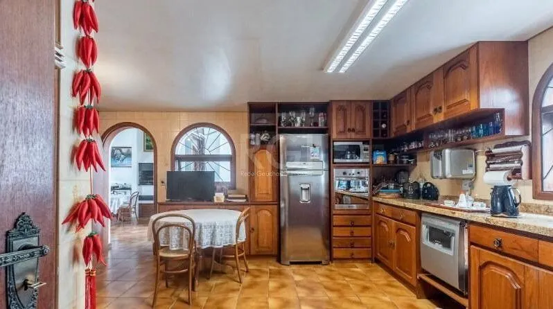 Imagem Casa para Venda - 456m², 3 dormitórios, sendo 2 suites, 2 vagas - Vila Assunção