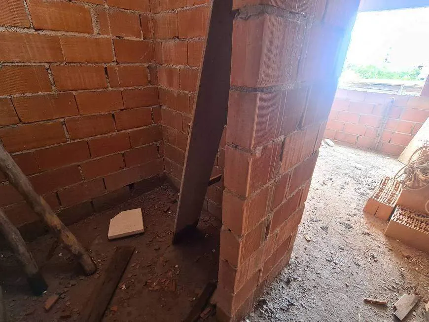 Imagem Casa Duplex em Obras - BH - Mantiqueira - 2 Quartos (2 Suítes) - 2 Vagas