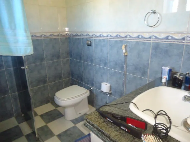 Imagem Imperdível oportunidade: Casa em condomínio à venda em Valinhos-SP, 4 quartos, 4 suítes, 2 salas, 5 banheiros, 4 vagas, 283m².