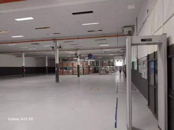 Imagem Galpão com 2149m² em São Bernardo do Campo.