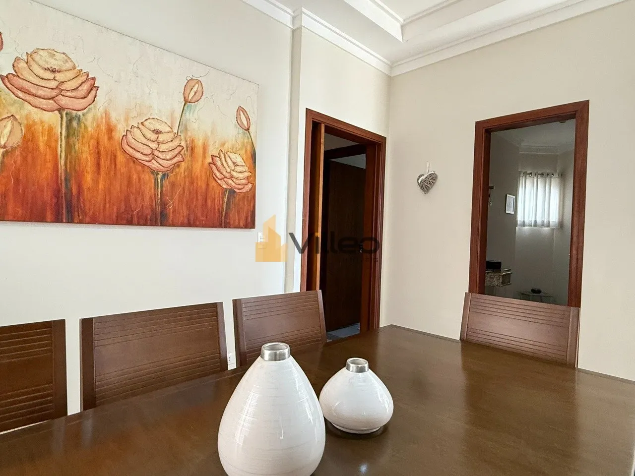 Imagem Descubra esta belíssima casa moderna e espaçosa localizada no Jardim Pagliato, um dos bairros mais...