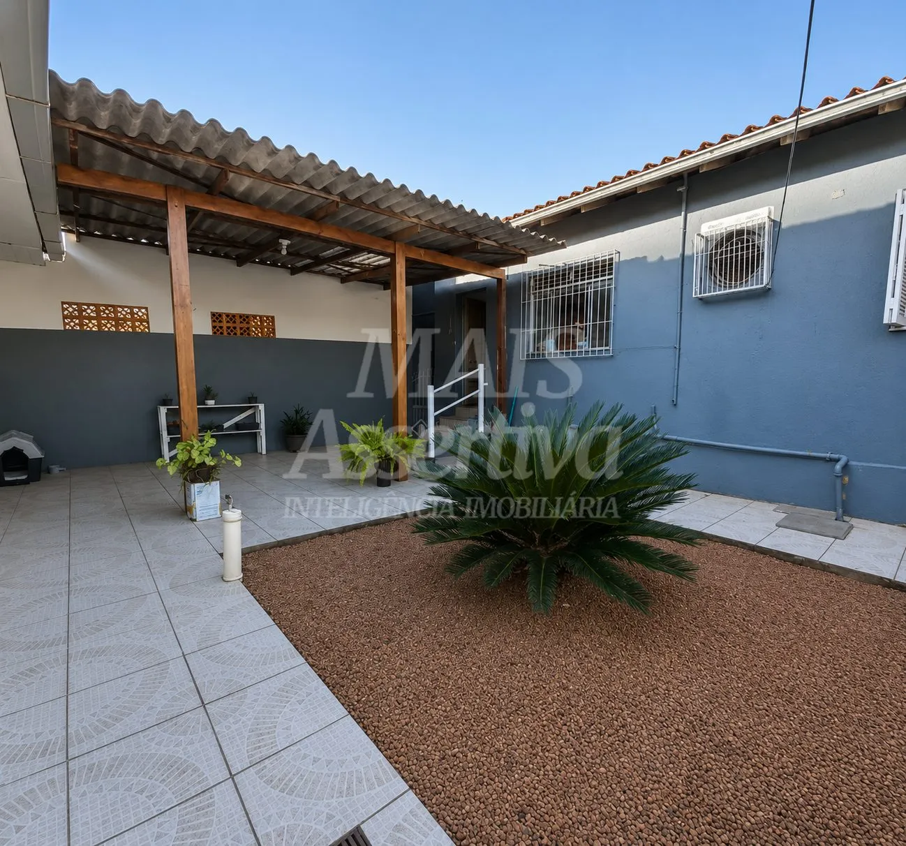 Imagem Casa para venda de 3 dormitórios, bairro Canudos em Novo Hamburgo