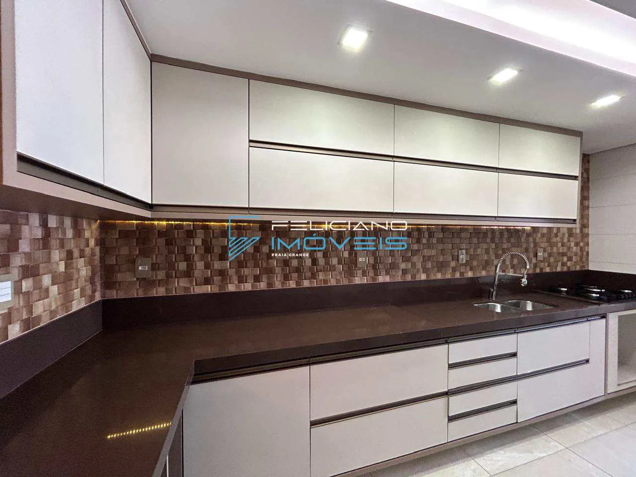 Imagem Apartamento com 3 quartos, Canto do Forte, Praia Grande - R$ 1.2 mi, Cod: 4336