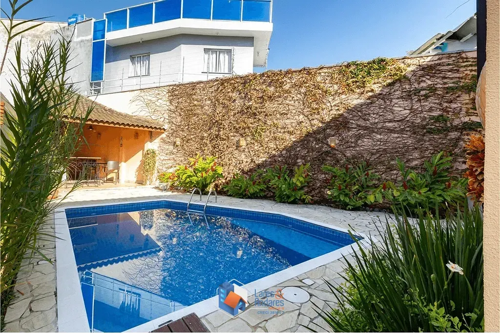 Imagem Casa à venda 3 Quartos 3 Suites 5 Vagas 310M² Alto da Lapa São Paulo - SP