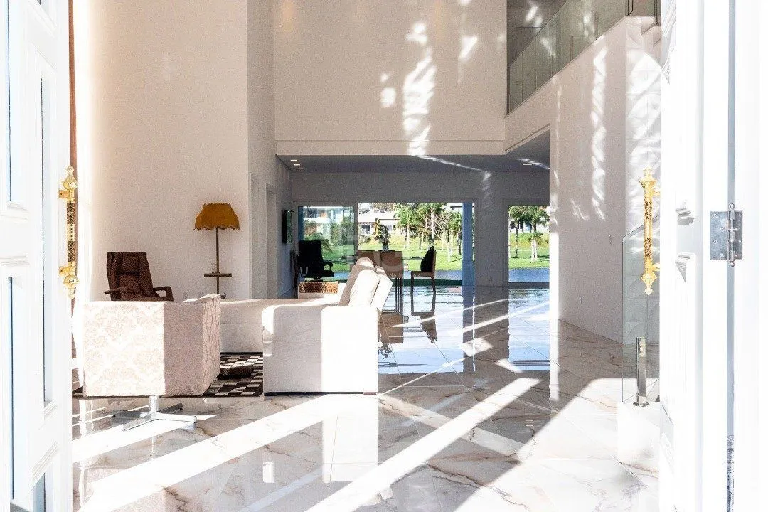 Imagem Casa Condominio para Venda - 388m², 5 dormitórios, sendo 3 suites, 4 vagas - Terra Ville