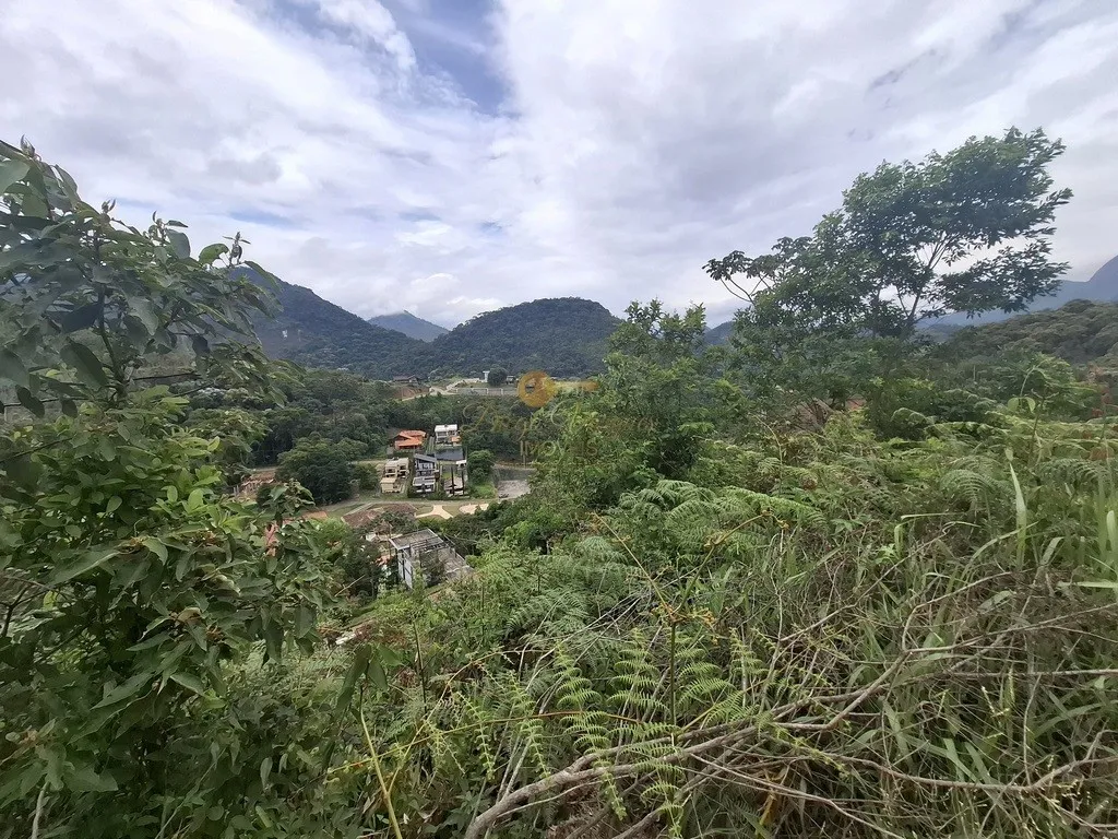 Imagem Terreno em Condomínio para Venda em Teresópolis / RJ no bairro Vargem Grande