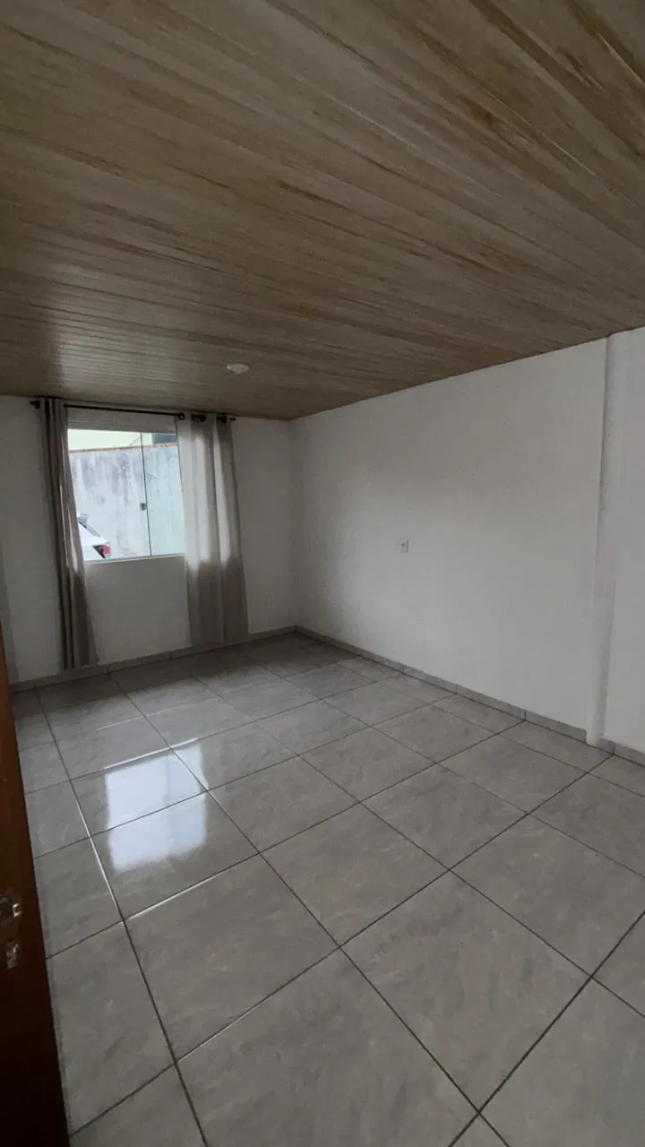 Imagem CASA PARA LOCAÇÃO NO BAIRRO ESPINHEIROS