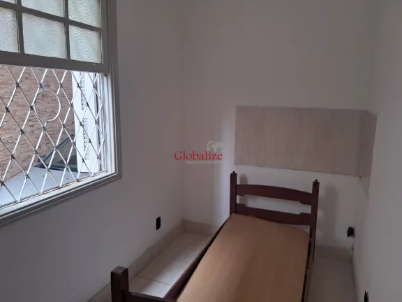 Imagem Casa sobreposta térrea em Santos no bairro do Gonzaga com características para ser comércio para locação por R$ 7.000,00 ou venda por R$ 1.175.000,00