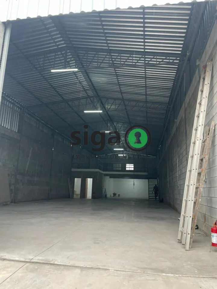 Imagem Galpão Industrial à Venda - 450 m² - Infraestrutura Completa - Zona ZC - São Paulo