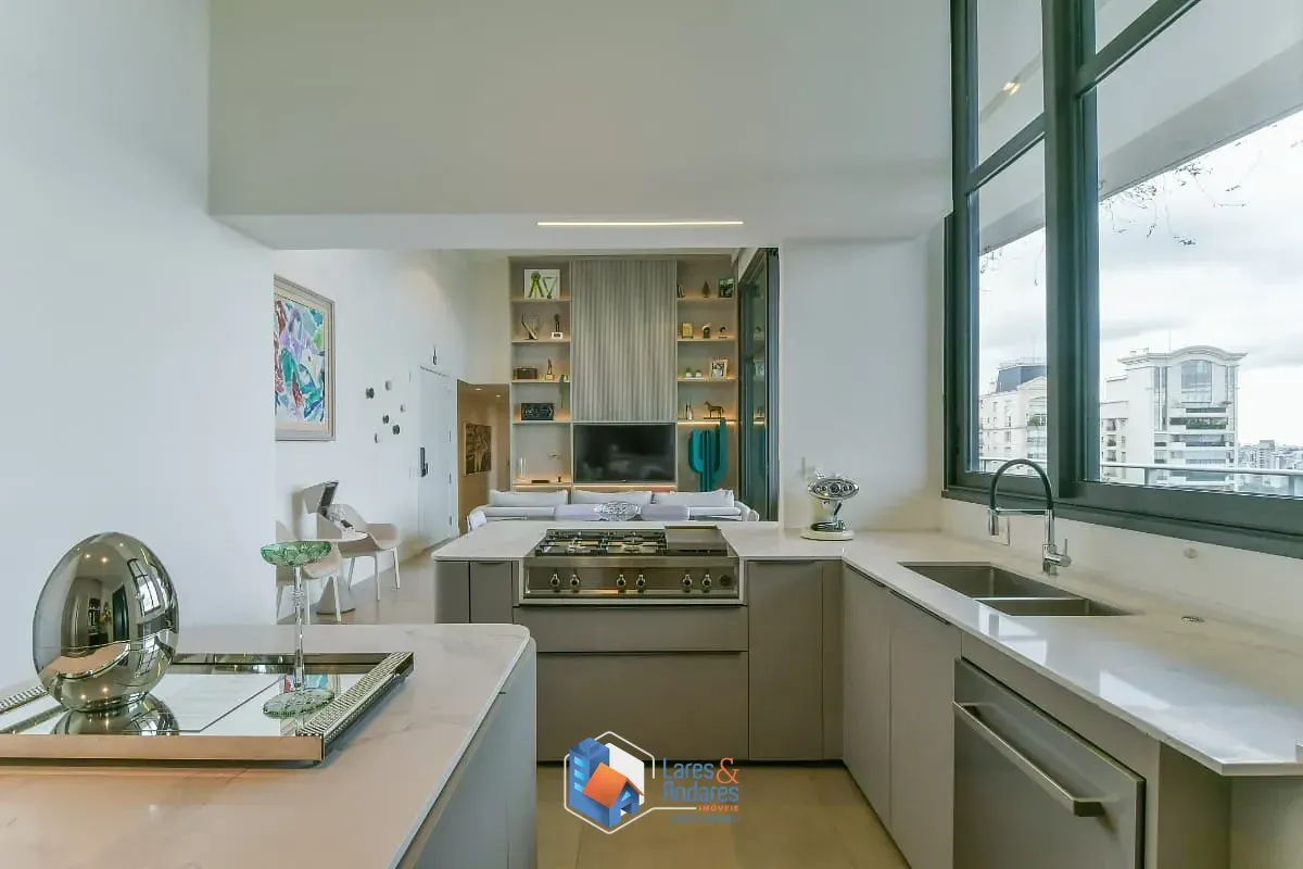 Imagem Apartamento para venda em Cerqueira César com 3 quartos, sendo 3 suítes, 175m²