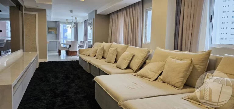 Imagem Luxo à Beira-Mar Cobertura Duplex na Barra Sul de BC 5/4 5 V