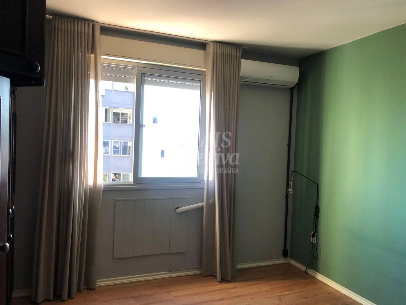 Imagem Apartamento semi-mobiliado para venda Dom Pedro II e - 9º andar