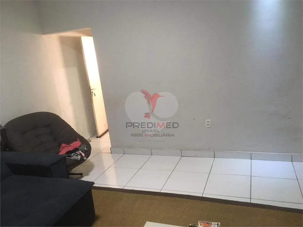Imagem Sobrado de 3 quartos, 230m² no bairro Jardim Itapuã, em Lençóis Paulista