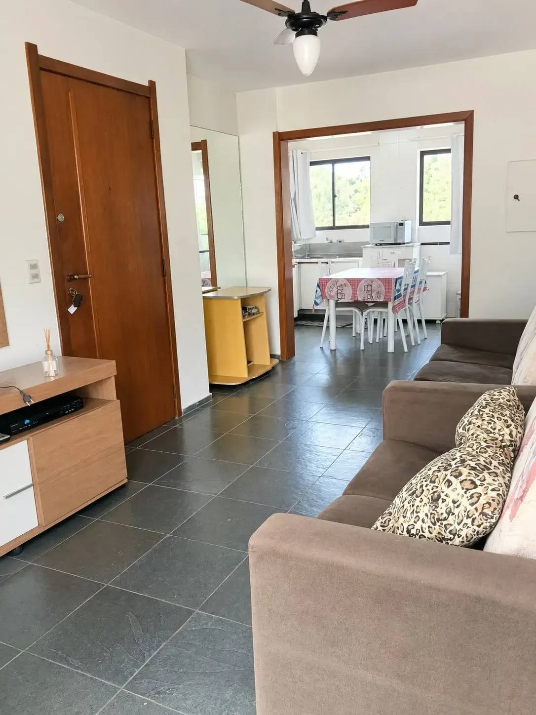 Imagem Apartamento com 2 Quartos à Venda, 52 m² em Matinhos - Matinhos
