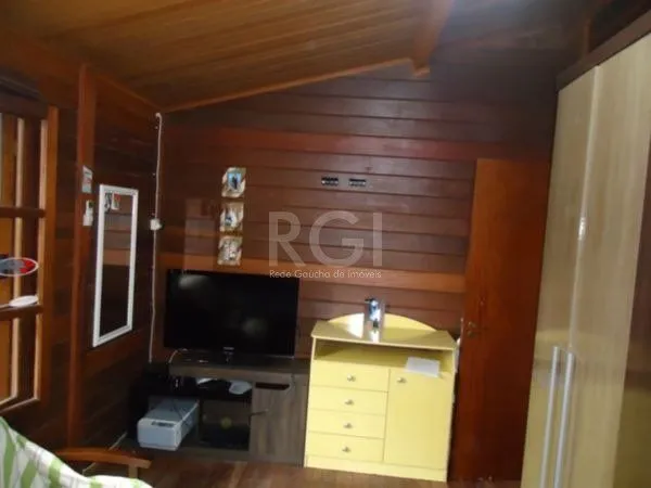 Imagem Casa para Venda - 110m², 3 dormitórios, sendo 1 suites, 3 vagas - Nonoai