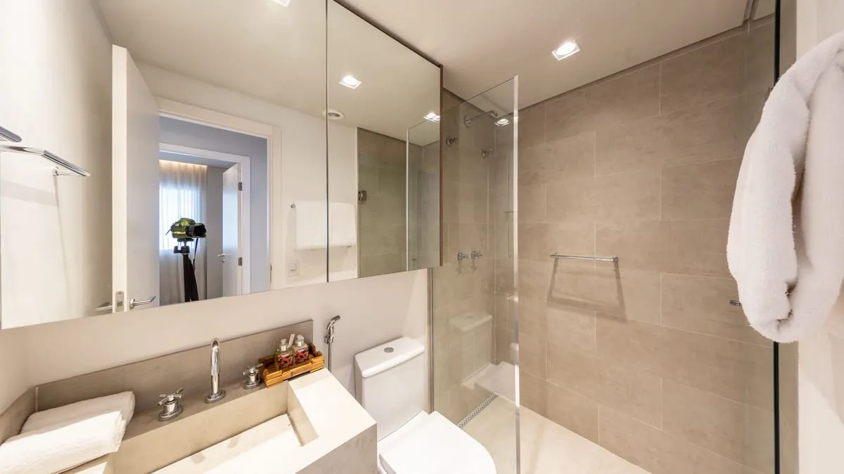 Imagem Apartamento com 2 Quartos para alugar, 64m² - Vila Olímpia