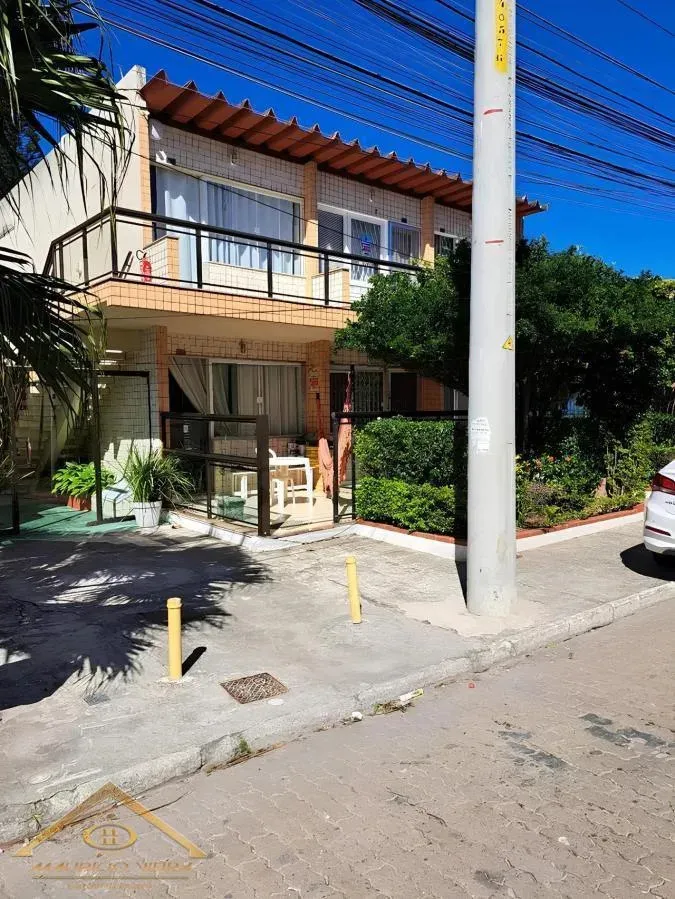 Imagem Casa em Condomínio para Venda em Cabo Frio / RJ no bairro Portinho