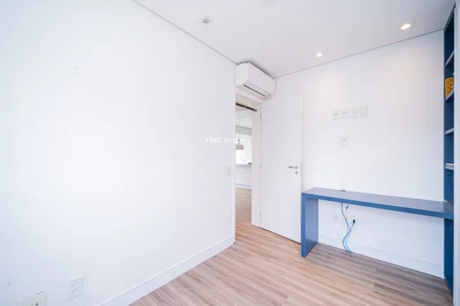 Imagem Apartamento à venda no Brooklin com 2 quartos, 1 suíte, 1 sala, 2 banheiros, 1 vaga e 74m²!