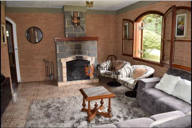 Imagem Chácara com 3 dormitórios à venda, 1500 m² por R$ 930.000,00 - Alto da Boa Vista - Campos do Jordão/SP