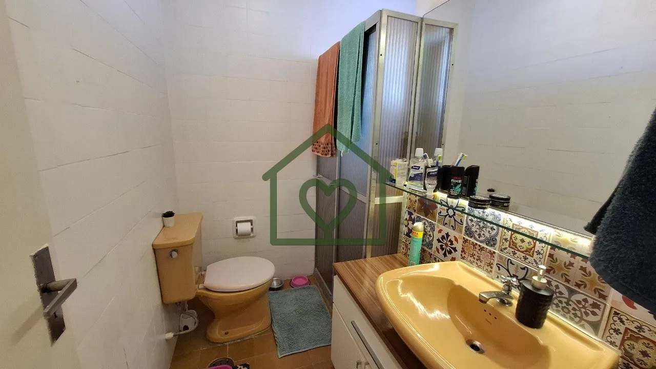 Imagem Apartamento 1 dormitório com vaga no Bairro Passo da Areia, logo atrás do Parque Germânia. Living...