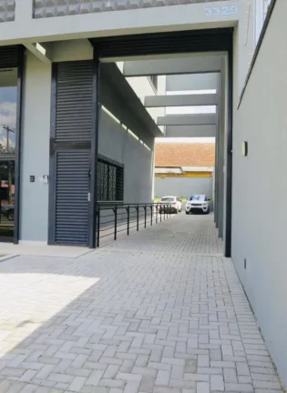 Imagem Prédio Comercial à Venda em Santa Felicidade – 622m², 8 Vagas