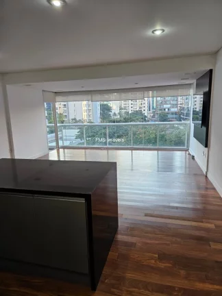 Imagem Apartamento no Itaim Bibi com 2 Quartos sendo 1 Suíte, 3 Banheiros, 2 Vagas.