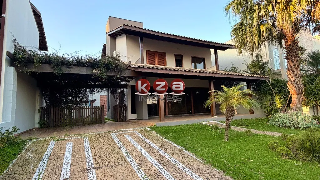 Imagem Casa em Condomínio de Alto Padrão na Vila Faustina II em Valinhos-SP - 3 Quartos, 1 Suíte, 2 Salas, 4 Banheiros, 4 Vagas - 212m².