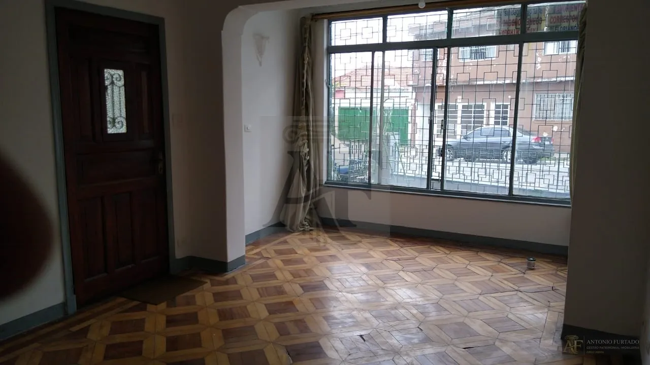 Imagem Sobrado para alugar em Vila Bertioga, São Paulo