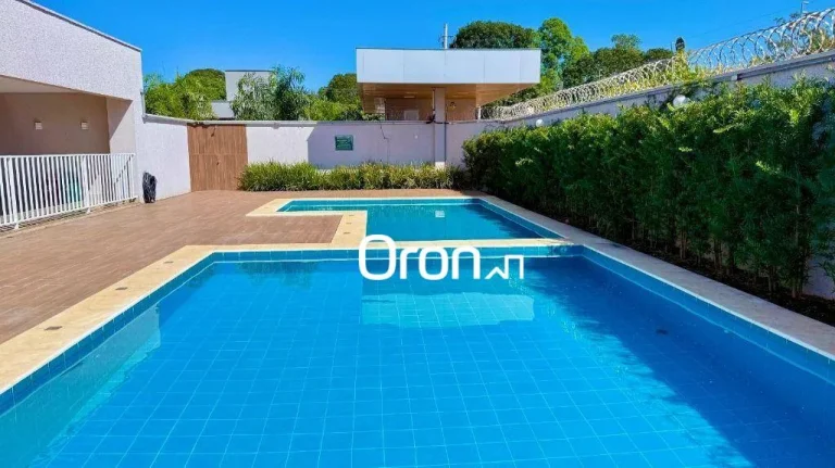 Imagem Sobrado à venda, 138 m² por R$ 650.000,00 - Chácara São Pedro - Aparecida de Goiânia/GO