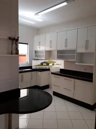 Imagem Sobrado Triplex em Condomínio na Bosque da Saúde