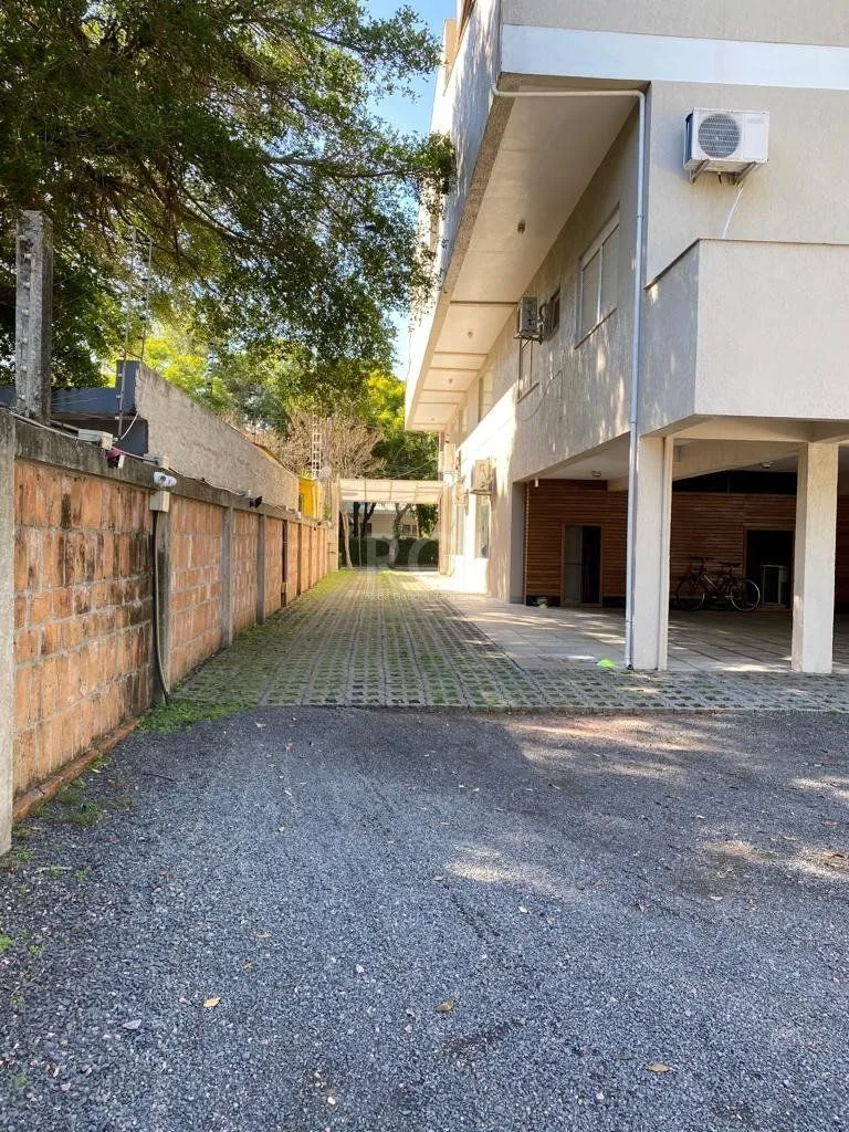 Imagem Predio para Venda - 699.56m², 0 dormitórios, 7 vagas - Tristeza