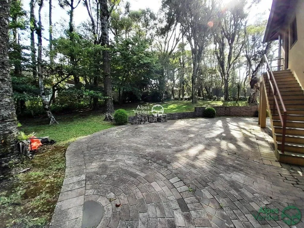 Imagem Vende-se casa proxima a Catedral de Pedra na Reserva da Serra