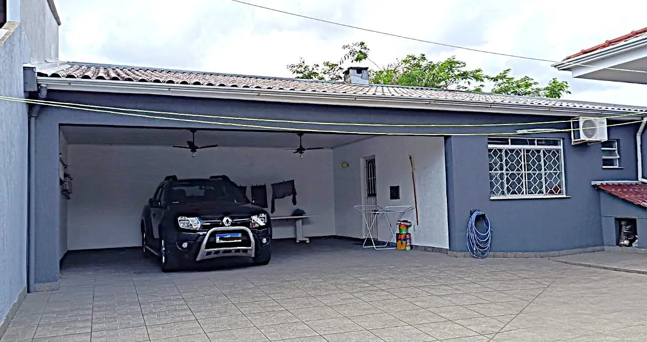 Imagem Sobrado 233m² 05 dormitórios, 04 vagas, no Bairro Moinhos de Vento em Canoas