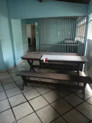Imagem Maravilhosa Casa Comercial VersA¡til em Laranjeiras a€“ Oportunidade Ašnica para Investir!